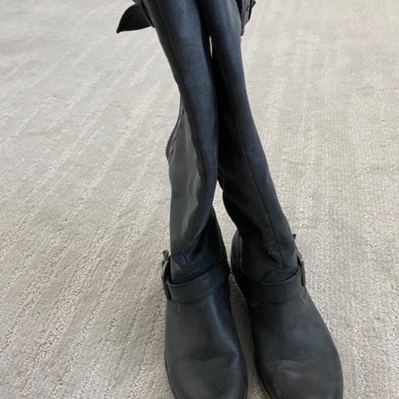 Knee-high dark gray boots - Picture 2 of 5